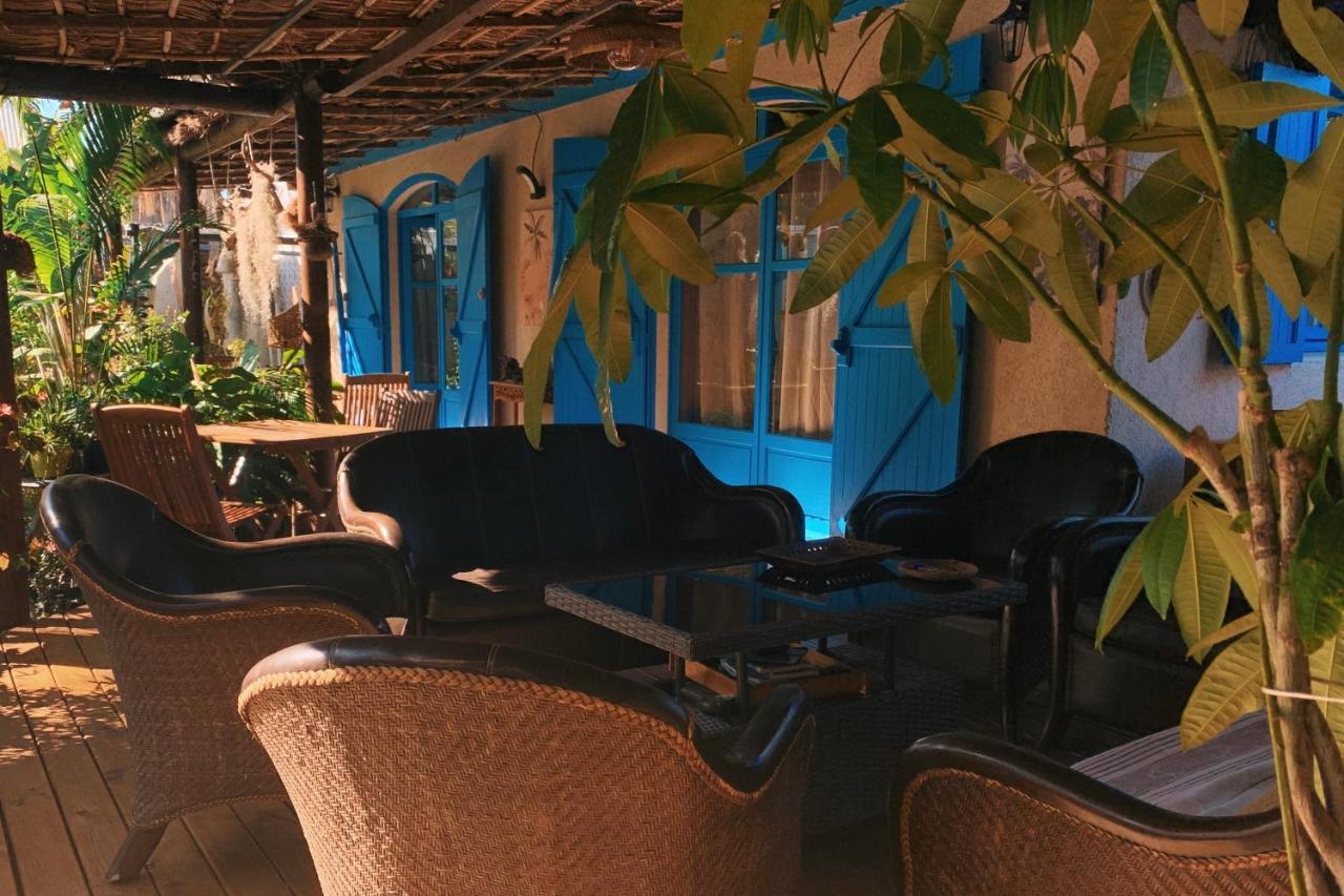 Casa Babalahy Bed & Breakfast Сен-Пиер Екстериор снимка