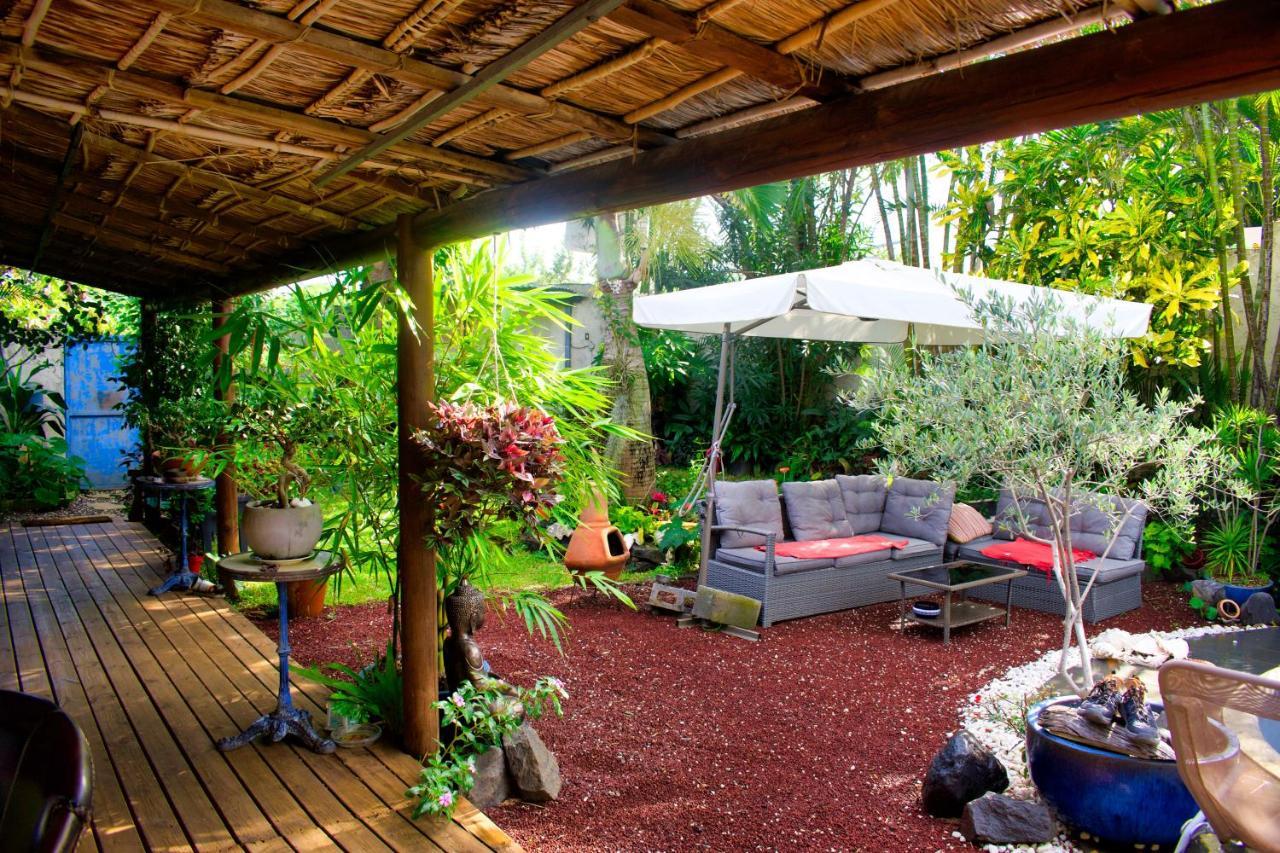 Casa Babalahy Bed & Breakfast Сен-Пиер Екстериор снимка